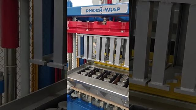 про гравитационный пригруз вибропресса расказывает Ковшевников Сергей