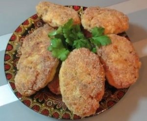 КОТЛЕТЫ  Рецепт бюджетных котлет.