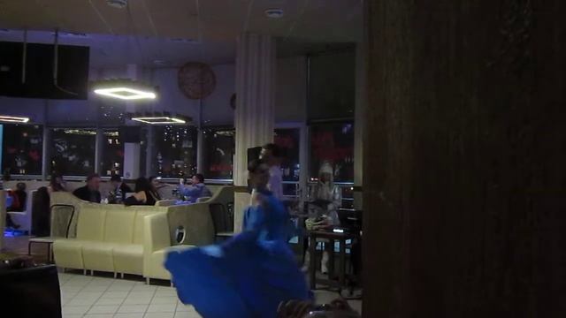 Новый год 2012 Вальс.MOV смотреть онлайн