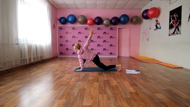 Мягкая растяжка. Растяжка. Стрейчинг. Шпагат