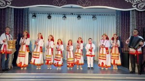 Образцовый детский вокальный ансамбль "Валдо лей" - Сидор якась базаров