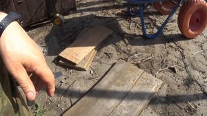 Мини скамейка для прополки