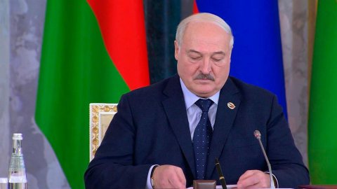 В. Путин и А. Лукашенко проводят заседание Высшего государственного совета Союзного государства