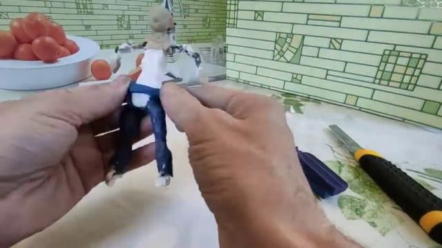 Делаем персонажа на каркасе для мультфильма из пластилина.
