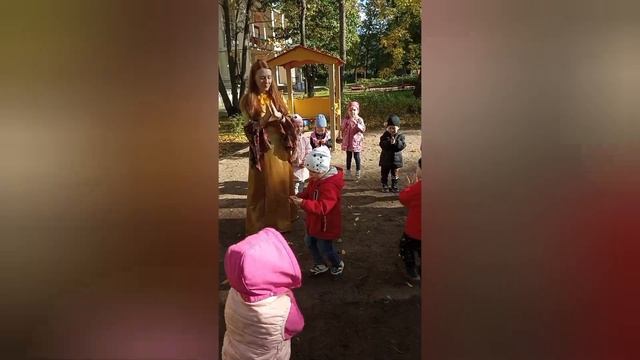 Музыкальное занятие в младшей группе детского сада. Муз. рук-ль Зайцева Марина Владимировна