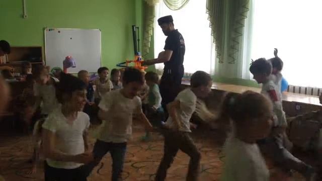 Играем с детьми в детском саду. Проект Отцы и дети.