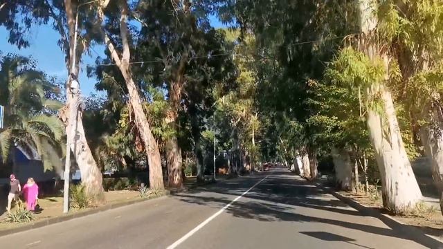 СБЕЖАЛИ ИЗ АБХАЗИИ Особенности НАЦИОНАЛЬНОЙ МАРШРУТКИ Едем из Нового Афона до ГРАНИЦЫ через Гагру смотреть онлайн