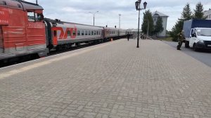 "Один из последних" пригородный поезд Обозерская Архангельск с тепловозом и сидячими вагонами