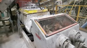 Экструдирующий смеситель A-550-E испанской производственной компании Verdés на минском ОАО «Керамин»