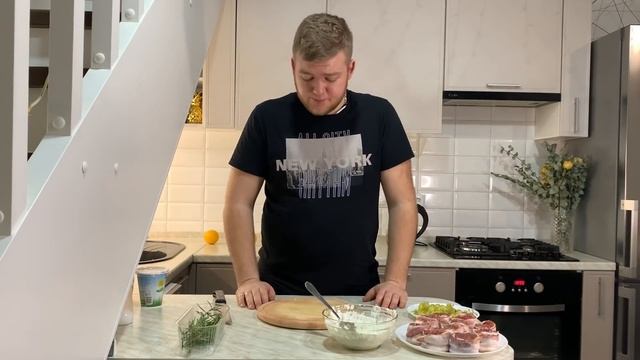 МЕДАЛЬОНЫ из свинины в БЕКОНЕ на гриле | Вкусный соус смотреть онлайн