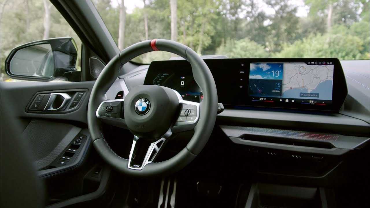 BMW представила новую модель 1 Series 2025 года