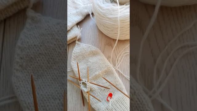 Варежки из Ровницы. Индийский клин. Вязание пальчика