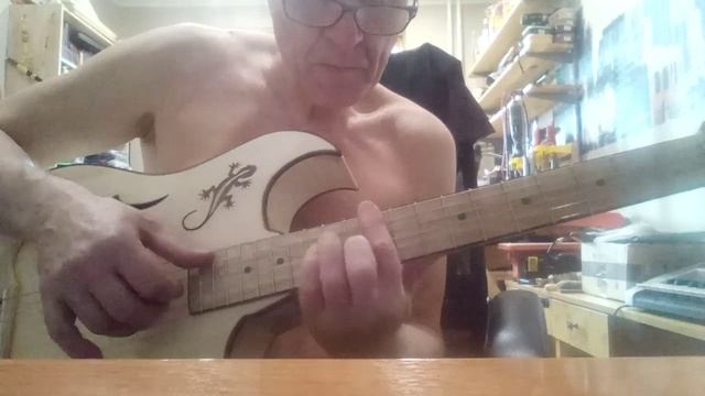 Оршуляк Андрей. Гитарный мастер. Звук мастеровой гитары смотреть онлайн