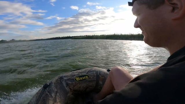 Обзор 2-х тактного лодочного мотора SEA-PRO 3л.с/ обкатка мотора/ покатушки на лодки пвх с мотором! смотреть онлайн