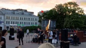 Районы, кварталы... Уличный рок на Трубной площади