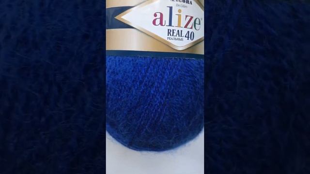 Подробный обзор полушерстяной пряжи Alize Angora Real 40 №141 Электрик смотреть онлайн