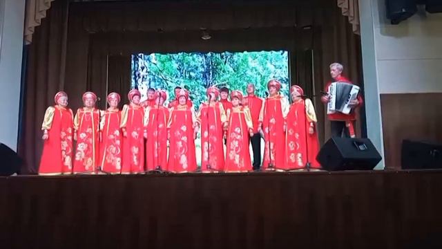 Для вас поет хор "Ветеран" (рук. Евсеев Александр Викторович) смотреть онлайн