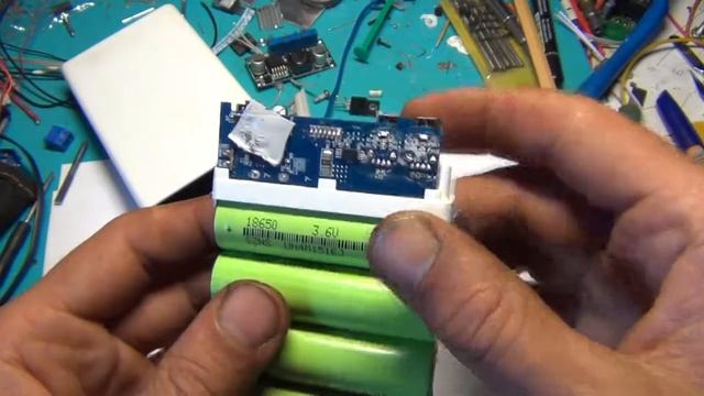 Ремонт POWERбанка iconBIT ftb13000DX смотреть онлайн