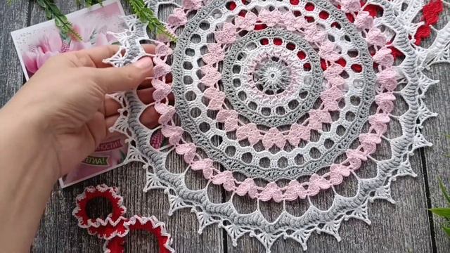 Салфетка "Сердечки", вязаная крючком смотреть онлайн