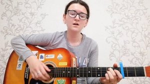С БЕЛЫМИ СТАВНЯМИ ДОМ НАД РЕКОЙ❤️/Душевная песня под гитару