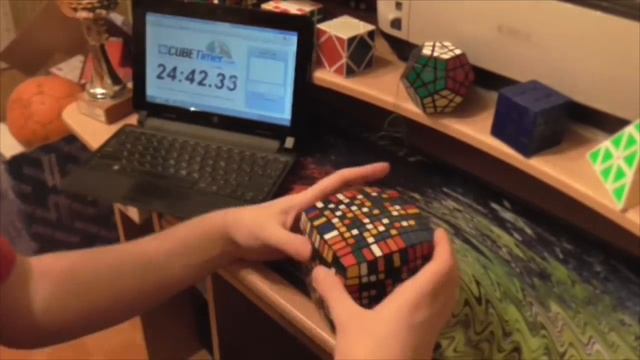 Максим Чечнев собирает куб 11х11 смотреть онлайн