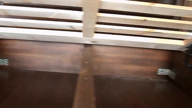 Газовый подъемник на двуспальной кровати смотреть онлайн