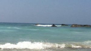 Sri Lanka Шри-Ланка,  Dalawella Beach возле Унаватуна Unawatuna beach и Jungle restaurant.