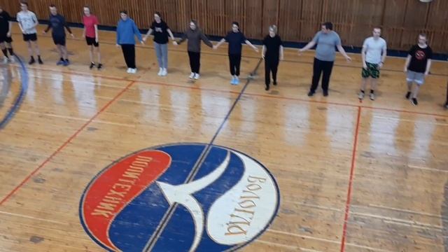 Один из вариантов?♀️ групповой разминки.#разминка #групповыезанятия #групповыетренировки