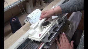Частичное вязание на ажуре.