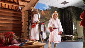 Персонажи обряда «Медвежьи игрища» в Окружном Доме народного творчества в Ханты-Мансийске