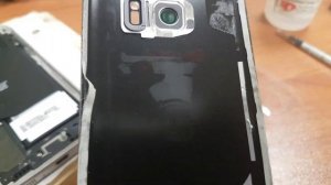 Снятие задней крышки Samsung Galaxy S7