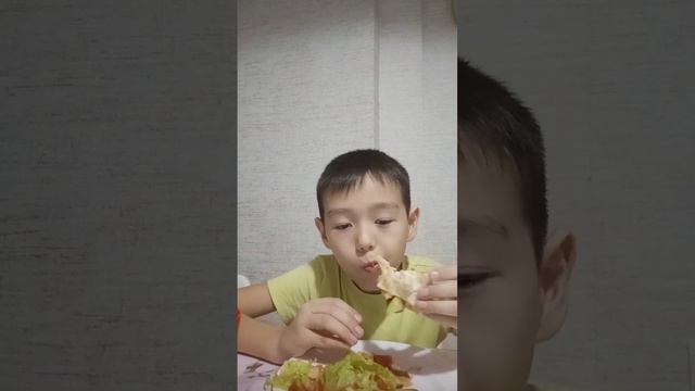 мама готовит бутерброды2 смотреть онлайн