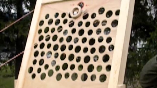 Hole-board. Аттракцион. смотреть онлайн