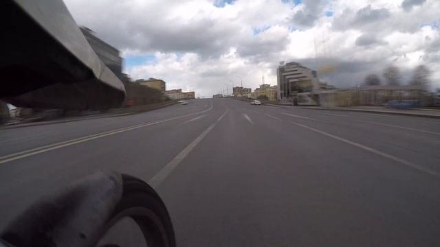 15 апреля 20 - Москва на мотоцикле в карантин: ТТК, Садовое, Большая Ордынка, Тверская, Варварка смотреть онлайн