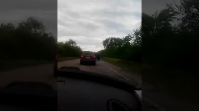 БТР едет в сторону Донецка смотреть онлайн