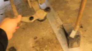 На марке тугой руль!