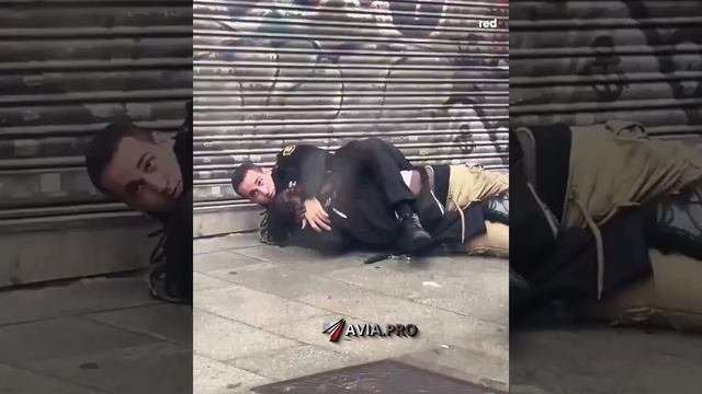 Видео работы испанской полиции вызвало возмущение