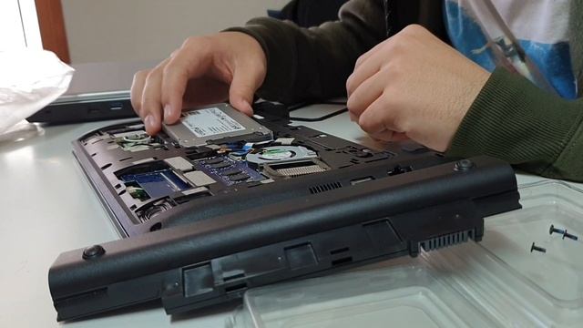 Disco SSD en NetBook Acer смотреть онлайн