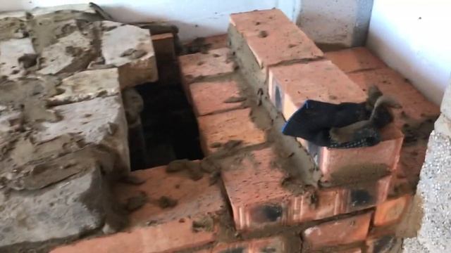 Кирпичная печь-котел с водяным контуром и камином. смотреть онлайн