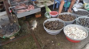 Аутентичный вьетнамский рынок.