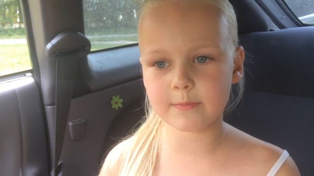 Детскиий стоматолог, кариес у детей и как чистить зубы смотреть онлайн