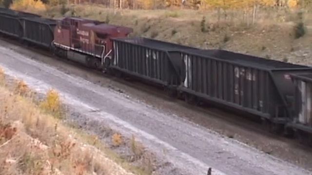 CP on the Mountain Subdivision in BC – October 01, 2001 смотреть онлайн