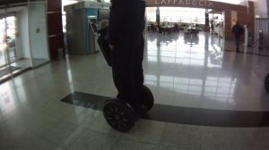 17.02.2012.ПОЛИЦЕЙСКИЕ НА SEGWAY В ТБИЛИСИ