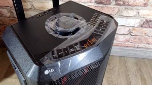 ?Портативная колонка LG Xboom FH2 с аккумулятором