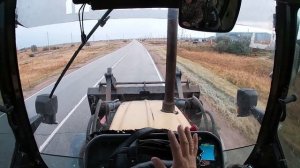 Можно ли передвигаться своим ходом на экскаваторе-погрузчике.