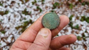 ТАЙНЫ ДРЕМУЧЕГО ЛЕСА... НАШЛИ КУЧУ ЦЕННЫХ НАХОДОК!!! В ПОИСКАХ КЛАДА И СОКРОВИЩ