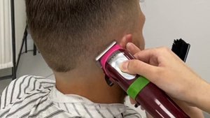 Low fade/НИЗКИЙ ФЕЙД/КАК СДЕЛАТЬ ПЛАВНЫЙ ПЕРЕХОД/МУЖСКАЯ СТРИЖКА МАШИНКОЙ/men’s haircuts