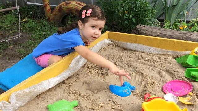 #10 VLOG | Автопарк Дианы | Видео для детей | #dindinkids смотреть онлайн