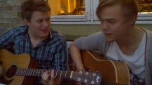 Slow dancing in a burning room acoustic