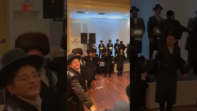 It's A Holy Shabbos Dance ❤️?❤️?❤️? #jewish #wedding #dance #vibes #holy #shabbat #music #song